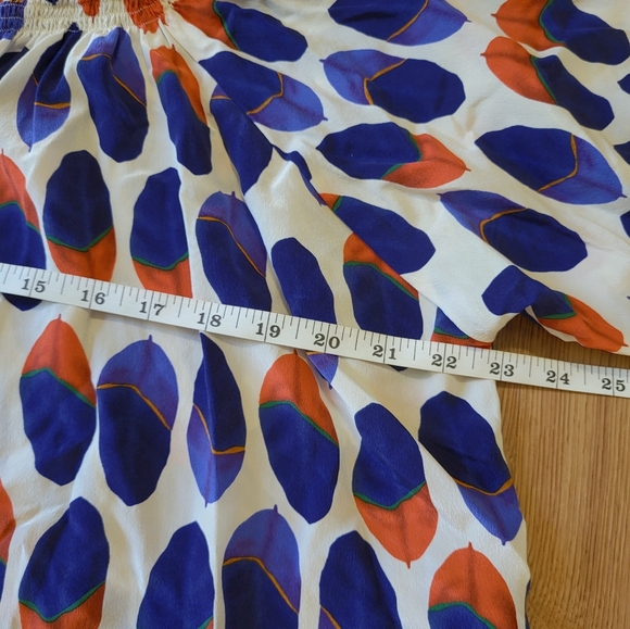 Tucker The Classic Silk Blouse Button Down Leaf Feather Blue Orange Women's M - Picture 6 of 8